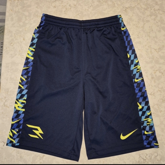 Nike 3 Brand Youth DriFit Outfit - Picture 4 of 11